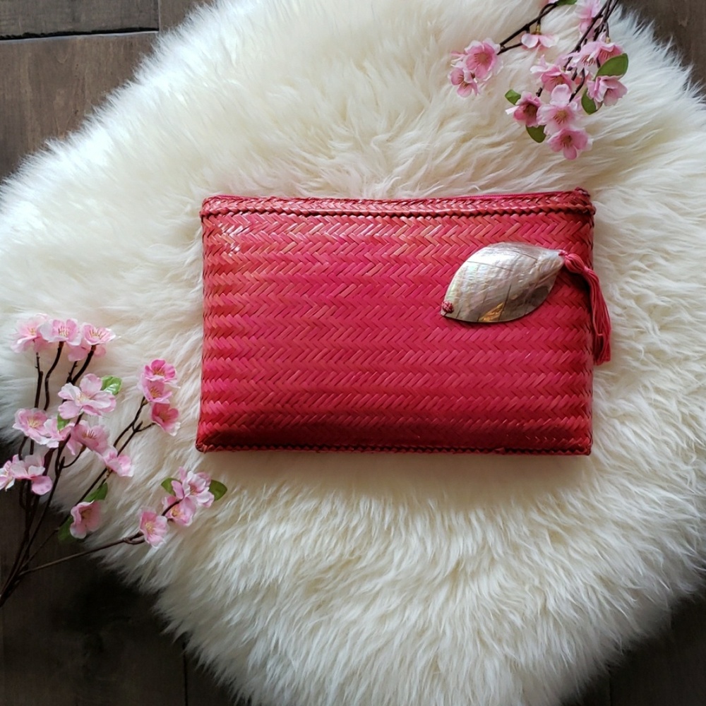Vintage 1970s Cadaz Hot Pink Tropical Clutch